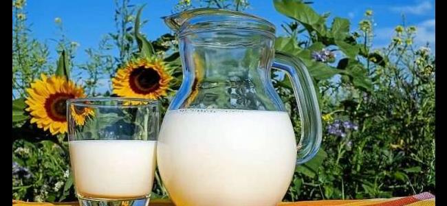 فوائد خارقة لتناول الحليب في وجبة الفطور!