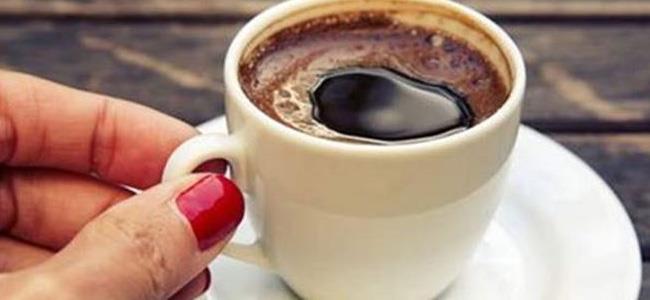 شرب القهوة قد يساعد في الشفاء من مرض جلدي