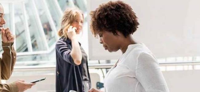  لا ترسل معلومات حساسة عبر 