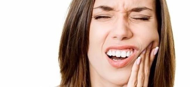 ما هو سبب صرير الأسنان؟
