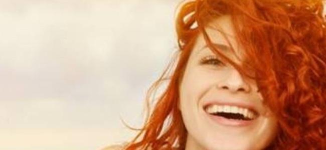 ذوي الشعر الاحمر.. ما بين المميزات الصحية والمخاطر