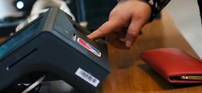 ابتكار طريقة لخداع جهاز البصمة الذكية