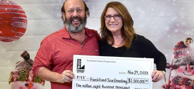  ثنائي عثر على تذكرة يانصيب فائزة في منزله... هل استطاع الحصول على المال؟