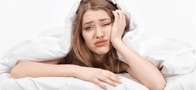 هذا ما يُحدثه نقص النوم بك.. حتى وإن نمت خلال العطلات!