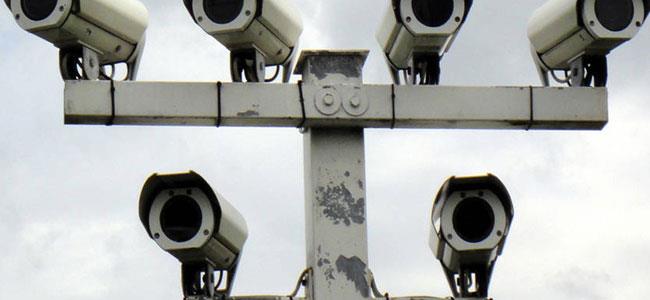 كاميرا ذكية تكشف اللص قبل السرقة