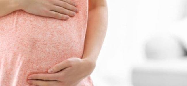 كيف يكون العلاج الصحي لنفخة البطن عند الحامل؟