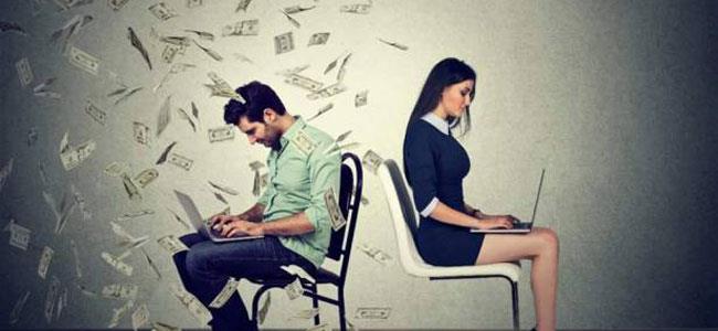 النساء أكثر ترددًا من الرجال في طلب زيادة الراتب