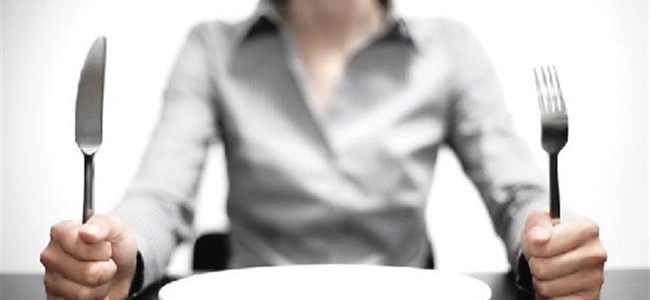 هذه بعض الحيل التي تساعد على تقليل كميات الطعام ليلا