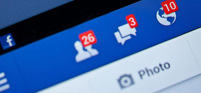 “فيسبوك” تغري المستخدمين المبدعين مالياً