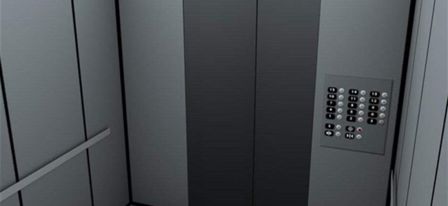 وزير سابق ومحام كادا يختنقان بعد أن علقا في مصعد في بيروت!