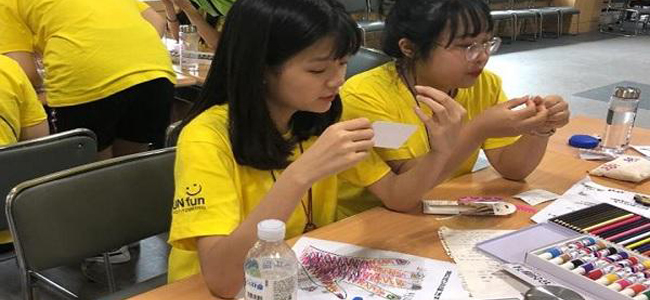 مصحات نفسية لمدمني الهواتف الذكية.. هذا تأثيرها