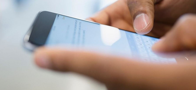 الخبراء يكشفون.. هذه المسافة الآمنة بين العين والشاشة