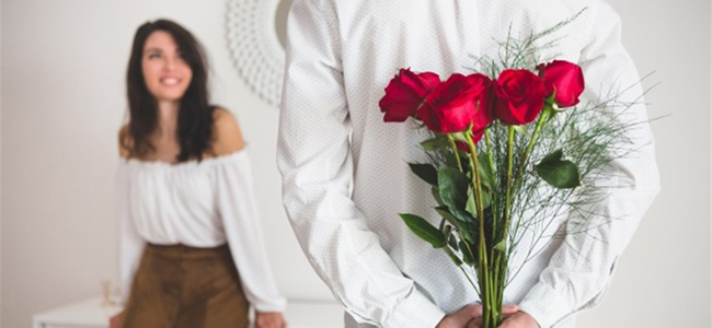 صالح حبيبته بباقة زهور فكان مصيره السجن لسبع سنوات!