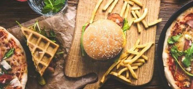 هذه حقيقة مكونات الوجبات والمشروبات السريعة ومخاطرها