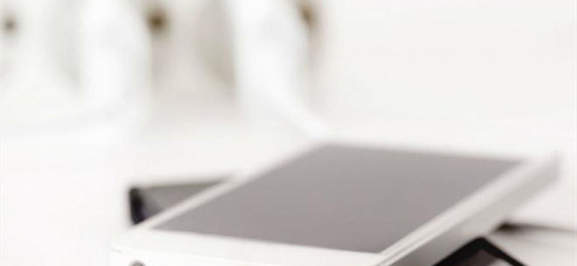 أخطاء شائعة تقومون بها عند شحن هاتفكم الذكي