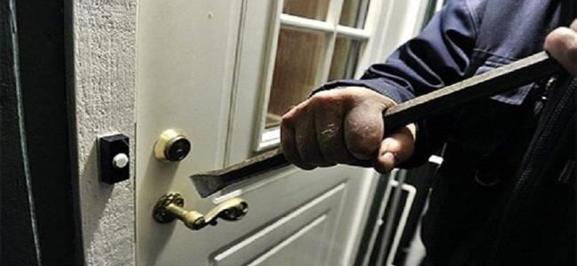  بعد نانسي عجرم.. فنانة لبنانية تتعرّض للسرقة تحت تهديد طفليها بالسلاح!