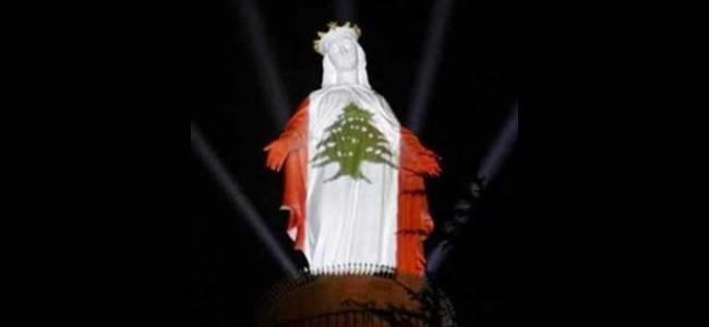 إضاءة تمثال العذراء بألوان العلم اللبناني على نية شفاء المرضى