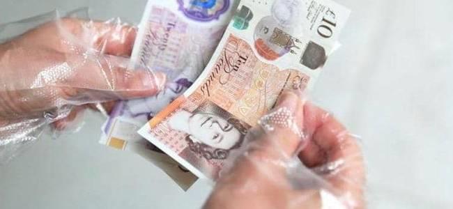 فيروس كورونا والتعامل بالعملات النقدية.. هل المخاوف مبررة؟