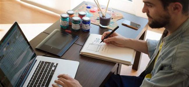 مخاطر إلكترونية ستواجهها الشركات بسبب عمل الموظفين من المنزل