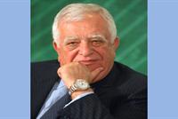 عدنان القصار  الشخصية المصرفيّة العربية  في 2013 