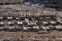 القرية الكندية