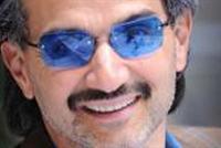 الوليد بن طلال: لن نبيع أي حصة من أسهمنا في تويتر