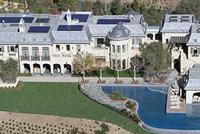  جولة في قصر عارضة الأزياء جيزيل بوندشين