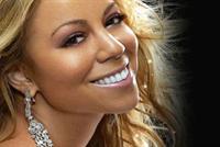 ماريا كيري تغني في حفل لسلطان بروناي