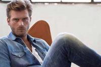 بالصور: مهند التركي يمتلك 6 سيارات خرافية