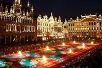 بالصور .. سجادة من 750 ألف وردة