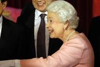  ملكة بريطانيا تغرد على تويتر للمرة الأولى