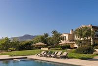 بالصور: قد لا تصدقوا فخامة منزل ليدي غاغا