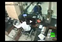 غباء لص يضعه في مأزق