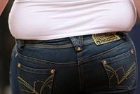 هل تعانون من دهون بمحيط خصركم؟ إليكم الحلّ