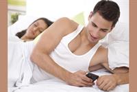 5 علامات على وجود امرأة أخرى بحياته