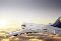 بالفيديو.. هكذا اشتعل محرك طائرة 