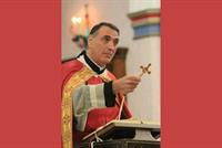 بعد 15 عاماً من الصمت... طوني الخولي يكشف أخيراً أسباب اختياره الحياة الرهبانية