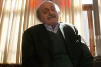 ما هي كذبة جنبلاط في الاوّل من نيسان؟