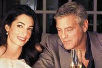 جورج كلوني: زوجتي وحماتي لا تجيدان الطبخ... وانصدمت باللبنانيين