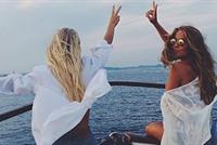  هل يفضّل الرجال السمراوات أو الشقراوات؟