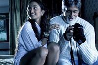 لماذا تنجذب النساء إلى الرجال الأكبر سنا؟