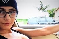 ميا خليفة تضرب من جديد