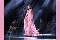 إليسا كما لم تغنّ من قبل: بدنا 