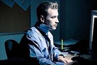 دراسة: المضايقة بالعمل قد تدفع للانتحار