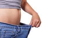  انقاص الوزن بطريقة عشوائية يؤدي لتساقط الشعر 