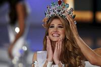  مريم حبش سورية الأصل تتوج ملكة جمال فنزويلا!
