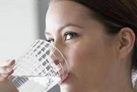 لا تشربوا الماء قبل الأكل!