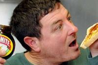  كيف تتغلب على شراهة الأكل ليلاً؟ 