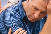 الرجال أيضاً يعانون من أعراض الدورة الشهريّة!