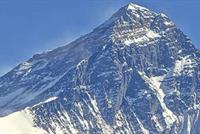  لأول مرة منذ 41 عاما لم ينجح أحد بالوصول لقمة جبل إيفرست 